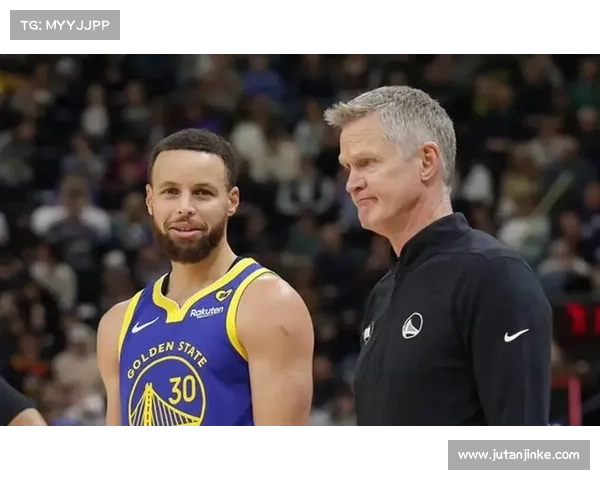 应对勇士缺阵库里的挑战：战略应变与团队协作的关键